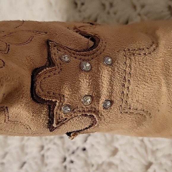 Limited Too sold by Justice Tan Suede Cowboy Boot 🤠 - Picture 4 of 9